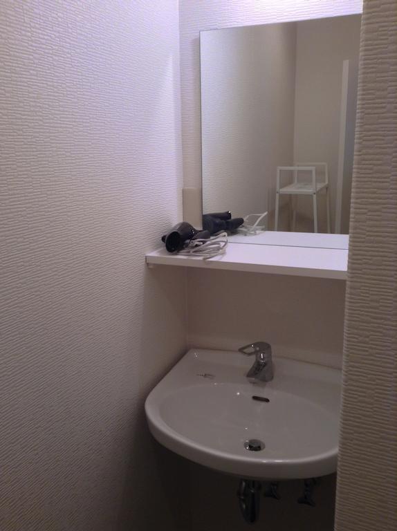 Daikoku Hostel Osaka Exteriör bild