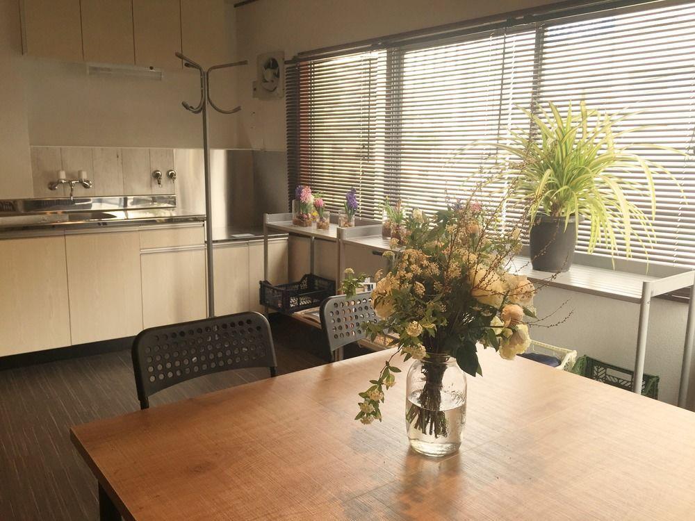 Daikoku Hostel Osaka Exteriör bild